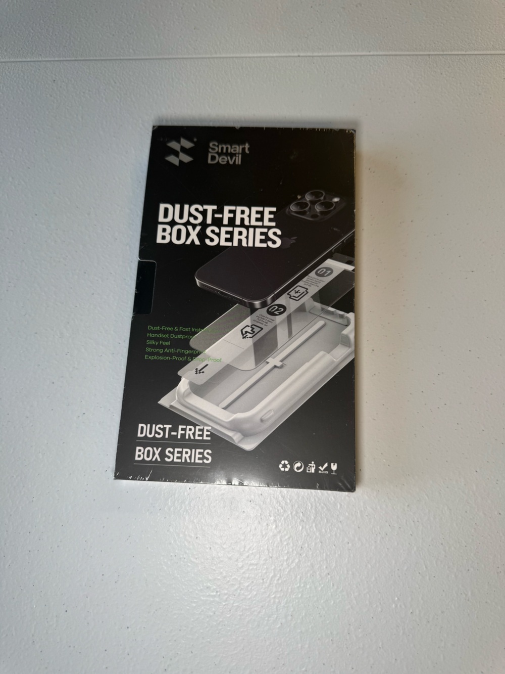Dust-Free Box Series Screen Protector Pack - Black & White 15 pro